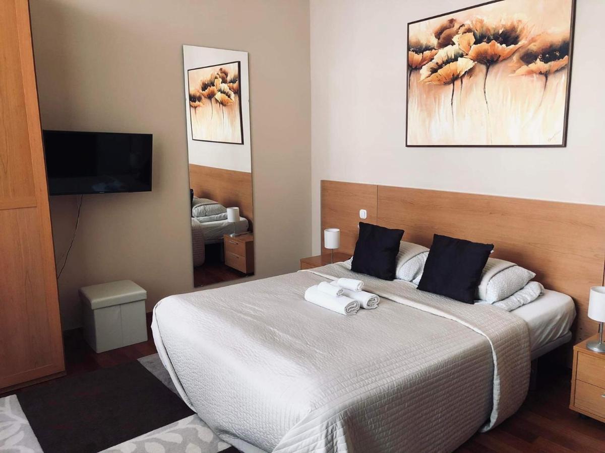 Atrium Panzio Hotel Esztergom Bagian luar foto