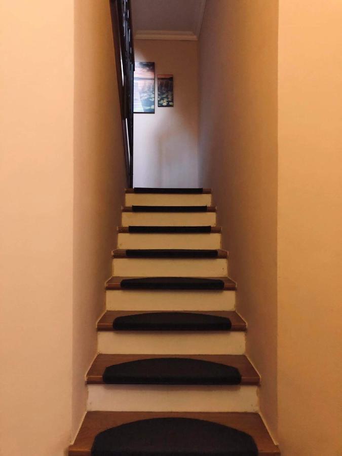 Atrium Panzio Hotel Esztergom Bagian luar foto